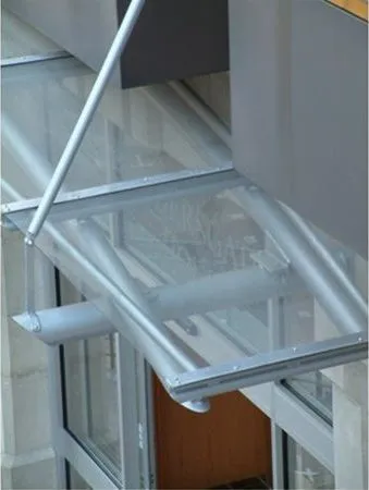 Curved Polycarbonate Canopy Offices London