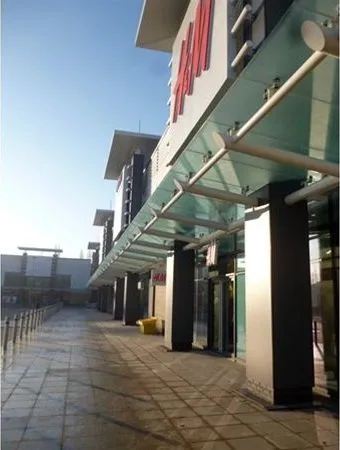 Safety Glass Canopies Retail Park Outlet Peterborough