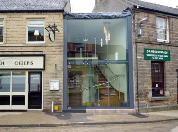 Retail Outlet Glazed Facade Bakewell