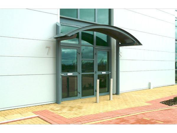 153-Aluminium-Roof-Sheet-Supported-Canopy-Trade-Park-Middlesborough-1