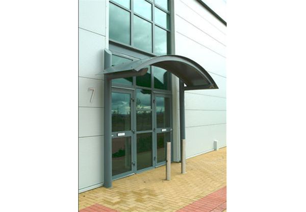 153-Aluminium-Roof-Sheet-Supported-Canopy-Trade-Park-Middlesborough-3