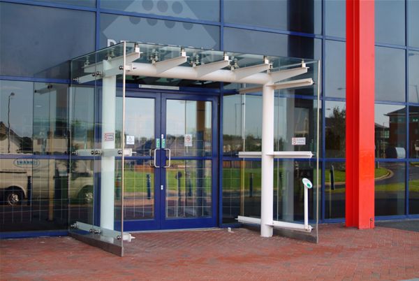EK02 Open Fronted Glass Entrance Kiosk to Stadium Bolton