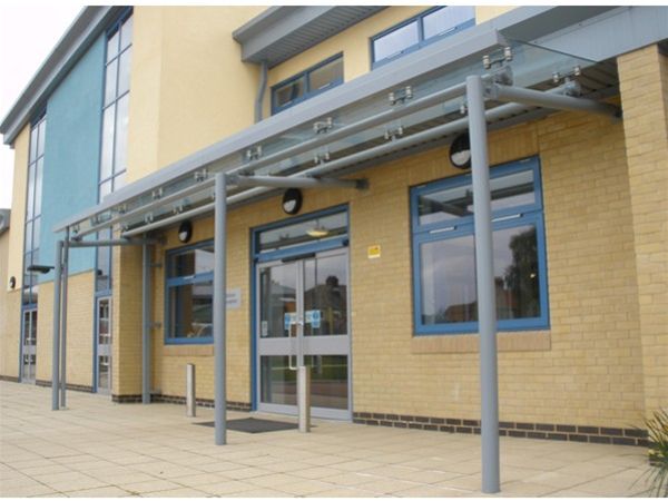 Entrance_Feature-School-Norwich_1
