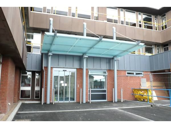 EF06 Satin Glass Entrance Feature Hospital Northallerton