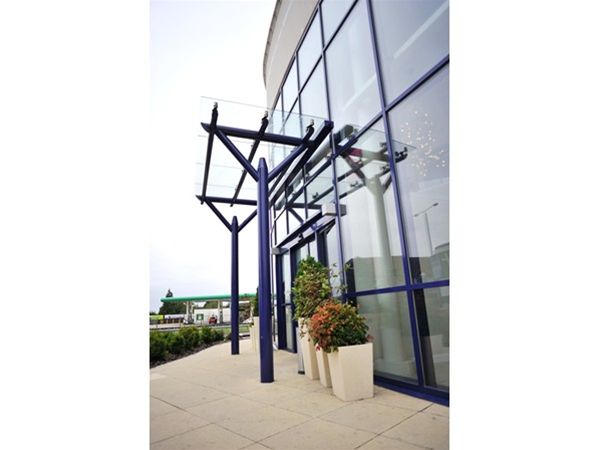 Supported-Canopy-Hotel-Entrance-Ilford-1-3_2