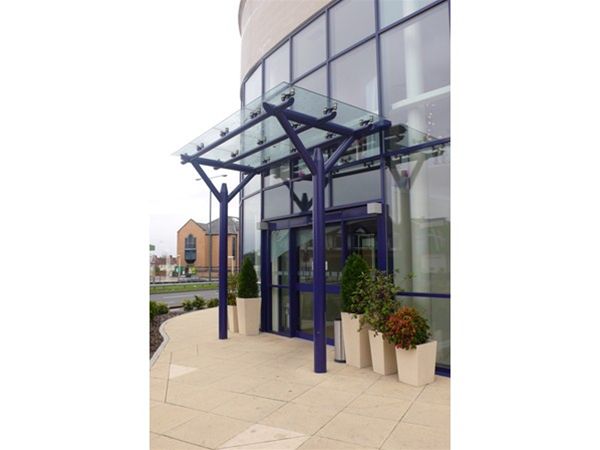 Supported-Canopy-Hotel-Entrance-Ilford-1-4_2