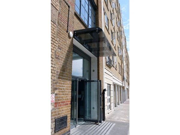 Suspended-Canopy-Offices-Central-London-1-2_2